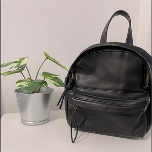 Madewell mini lorimer backpack in black